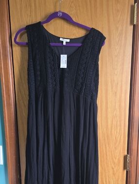 Maurices Black Sleeveless V-Neck Maxi Dress with Crochet Bodice